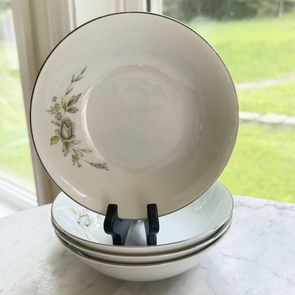 Set of 4 Vintage 60s Wyndham Fine China